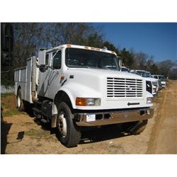 1998 INTERNATIONAL 4700 S/A SERVICE TRUCK
