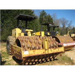 CAT CP-563 VIBRATORY ROLLER