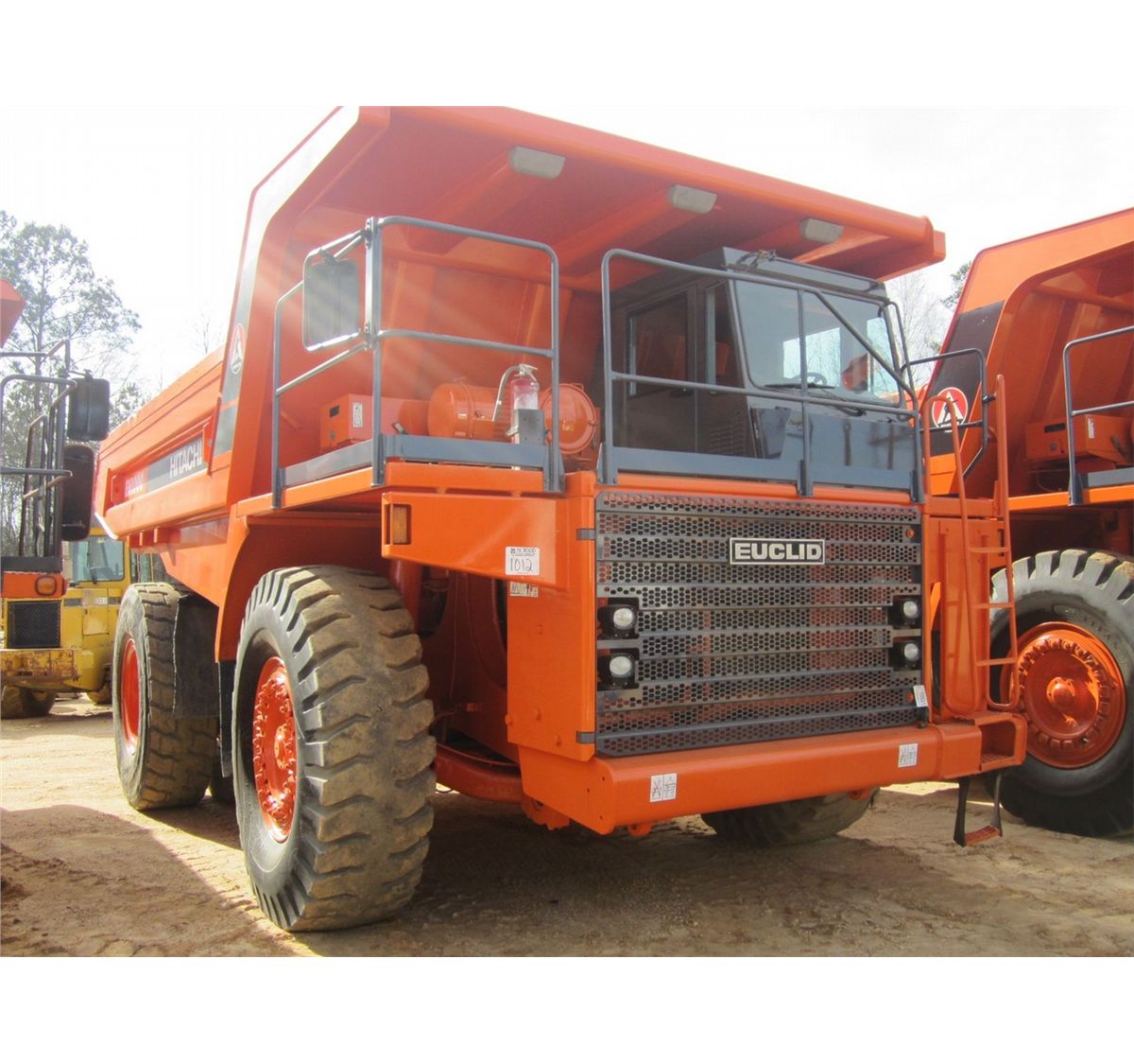Hitachi EH1000 Off-Highway Truck