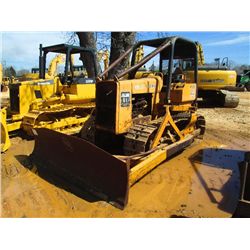 JOHN DEERE 450D CRAWLER TRACTOR