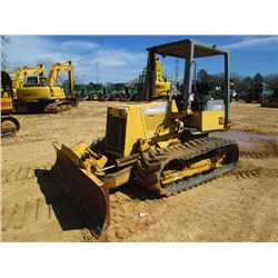 KOMATSU D21P CRAWLER TRACTOR