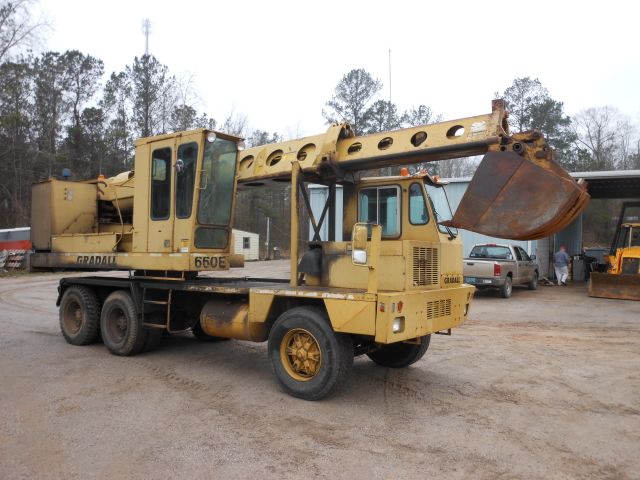 GRADALL 660E WHEELED HYDRAULIC EXCAVATOR