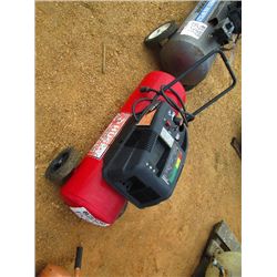 HUSKY 17 GALLON AIR COMPRESSOR