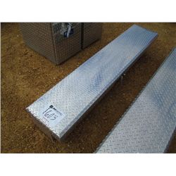 (UNUSED) 6' SIDE MTD ALUMINUM TOOL BOX