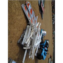 (1) LOT HIGHWAY SAFETY BARRICADE