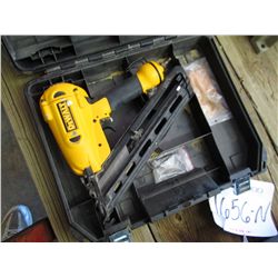 DEWALT NAIL GUN