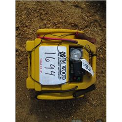 BATTERY JUMPER