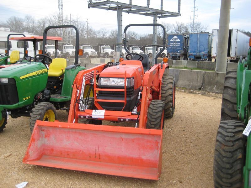 KUBOTA L3400 4X4 FARM TRACTOR