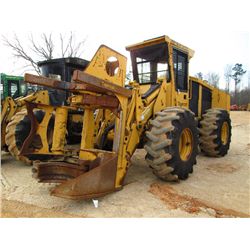 TIGERCAT 718 FELLER BUNCHER