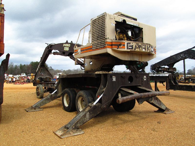 BARKO 225 SELFPROPELLED LOG LOADER