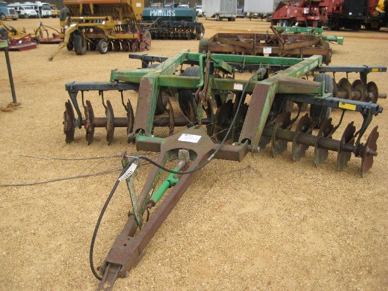 JOHN DEERE 630 DISC HARROW