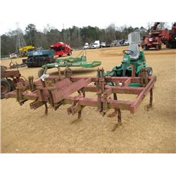 3 ROW CULTIVATOR