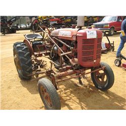 FARMALL SUPER A FARM TRACTOR