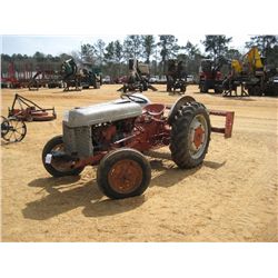 FORD FARM TRACTOR