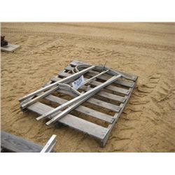 ALUMINUM HAND RAIL 17"