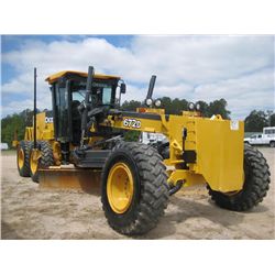 JOHN DEERE 672D MOTOR GRADER, S/N DX617438 (08 YR) 14' HYD MOLDBOARD W/TIP CONTROL, REAR RIPPER, ECA