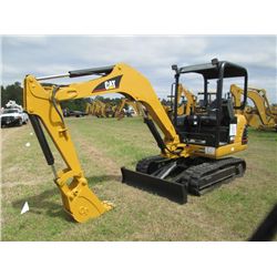 CAT 302.5 HYDRAULIC EXCAVATOR, S/N 4AZ06622 (05 YR) 16" BUCKET, RUBBER TRACKS, BLADE, AUX HYDS, CANO