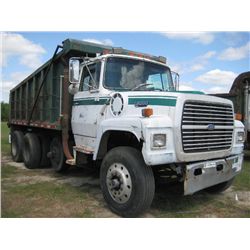 1990 FORD L8000 TRI-AXLE DUMP, S/N 1FDYU82A0LVA41291, FORD DIESEL ENG, 13 SPD TRANS, P/S, 16' DUMP B