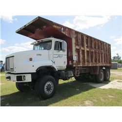 1996 PAYSTAR 5000 6X6 T/A DUMP, S/N 2HTTNAET0TC062604, 435 HP N14 CUMMINS DIESEL ENG, FULLER 9 SPD T