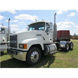2006 MACK CHN613 T/A TRUCK TRACTOR, S/N 1M1AJ06486N004825, DAY CAB, MACK 427 DIESEL ENG, FULLER 10 S
