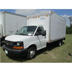 2009 CHEVROLET S/A VAN BODY TRUCK, S/N 1GBJG31K091105974, V8 GAS, A/T, P/S, A/C, 14' BOX, PULL OUT R