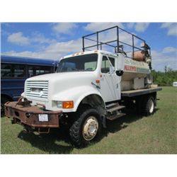 T120 FINN HYDRO SEEDER, MOUNTED ON INTERNATIONAL 4800 S/A, S/N 1HTSENKL8NH404092, DIESEL ENG, 5-2 SP