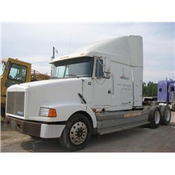 1995 VOLVO T/A TRUCK TRACTOR, S/N W700060, CUMMINS DIESEL, ENG, 38K REAR, 12K FRONT, P/S, A/C
