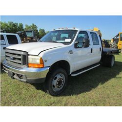 1999 FORD F450 CREW CAB FLATBED TRUCK, S/N 1FDXW46XXEA35573, V8 POWER STROKE DIESEL ENG,A/T, P/S, A/