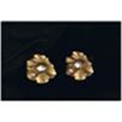 Pretty Floral Style VintageClip Earrings. Goldtone With Rhinestones/Crystals