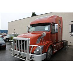 2009 ORANGE VOLVO D13 12 SPEED AUTOMATIC