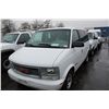 Image 1 : 2000 WHITE GMC SAFARI PASS VAN SL 68,644KM GAS
