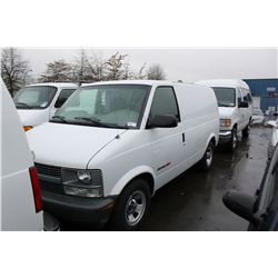 2002 WHITE CHEVROLET AWD ASTROVAN 118,965KM GAS
