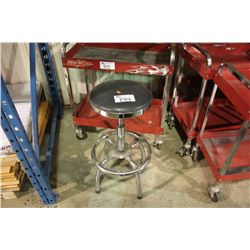 BLACK ADJUSTABLE SHOP STOOL