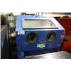 Image 1 : SAND BLASTING CABINET
