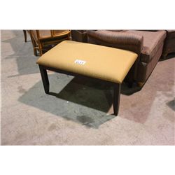 ESPRESSO PADDED OTTOMAN