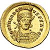 Image 1 : Theodosius II (402-450).  Solidus, Constantinople. Obv. DN THEODOSIVS. P.F. AVG. Helmeted and cuiras
