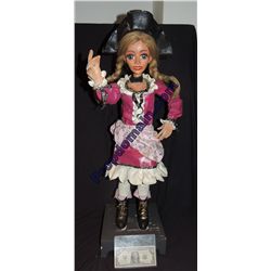 DISNEY ON PARADE PIRATE GIRL MAID CAPTAIN COMPLETE ANIMATRONIC PUPPET DOLL IT'S A SMALL WORLD?
