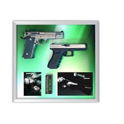 IN TIME SCREEN USED JUSTIN TIMBERLAKE AND AMANDA SEYFRIED GUNS