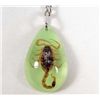 Image 1 : 1477 - SCORPION IN GREEN  RESIN KEYCHAIN - 1.5"