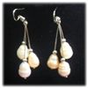Image 1 : TRIPLE TEARDROP TRICOLOR PEARL DANGLING EARRINGS