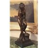 Image 2 : Magnificent Bronze Sculpture Sensual Woman