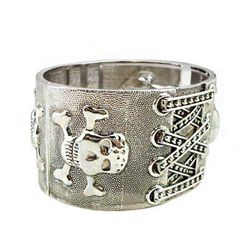 GT0522120020 Stylish Silver Skull & Crossbones Bangle/C