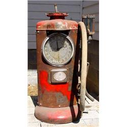 Lot 019: Gilbert & Barker Clock Gas Pump Top