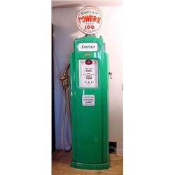 Lot 020: Bennett Model 541 Gas Pump