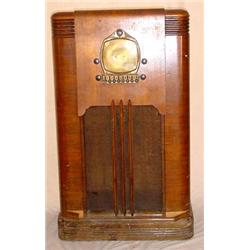 Lot 223: Truetone Model C-636 Console Radio