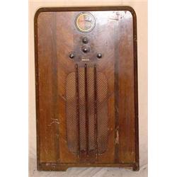 Lot 225: Philco 37-610 Tombstone Radio