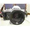Image 2 : Nikon FG Film Camera w/Vivitar Flash & Case