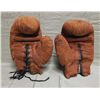 Image 4 : Vintage Pair Of Boxing Gloves