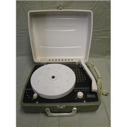 RCA Victor VGP03J 4 Speed Portable Record Player