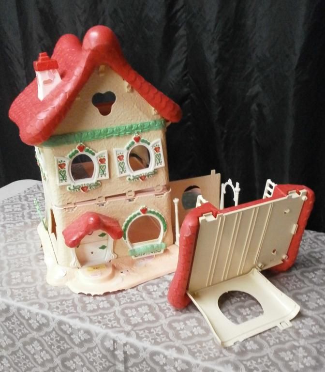 strawberry shortcake berry happy home